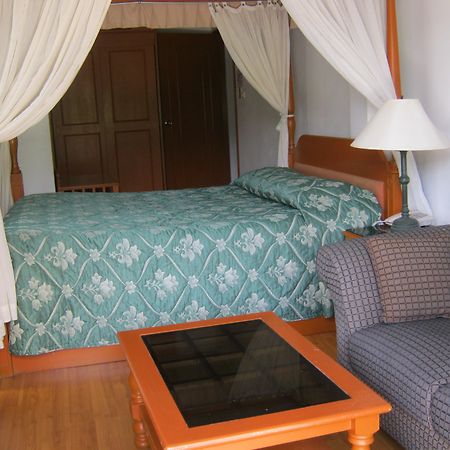 The Orchid Hotel Kalim Bay Patong Exterior photo