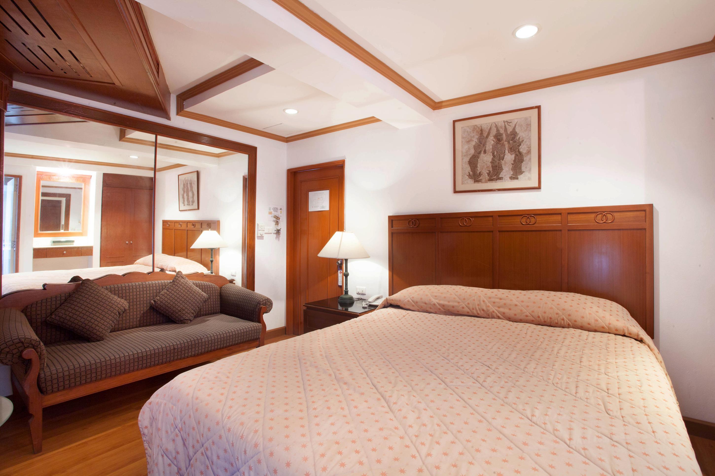 The Orchid Hotel Kalim Bay Patong Exterior photo
